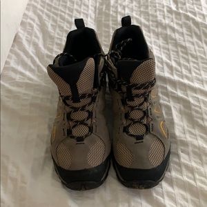 COPY - Men’s Merrell hiking boots